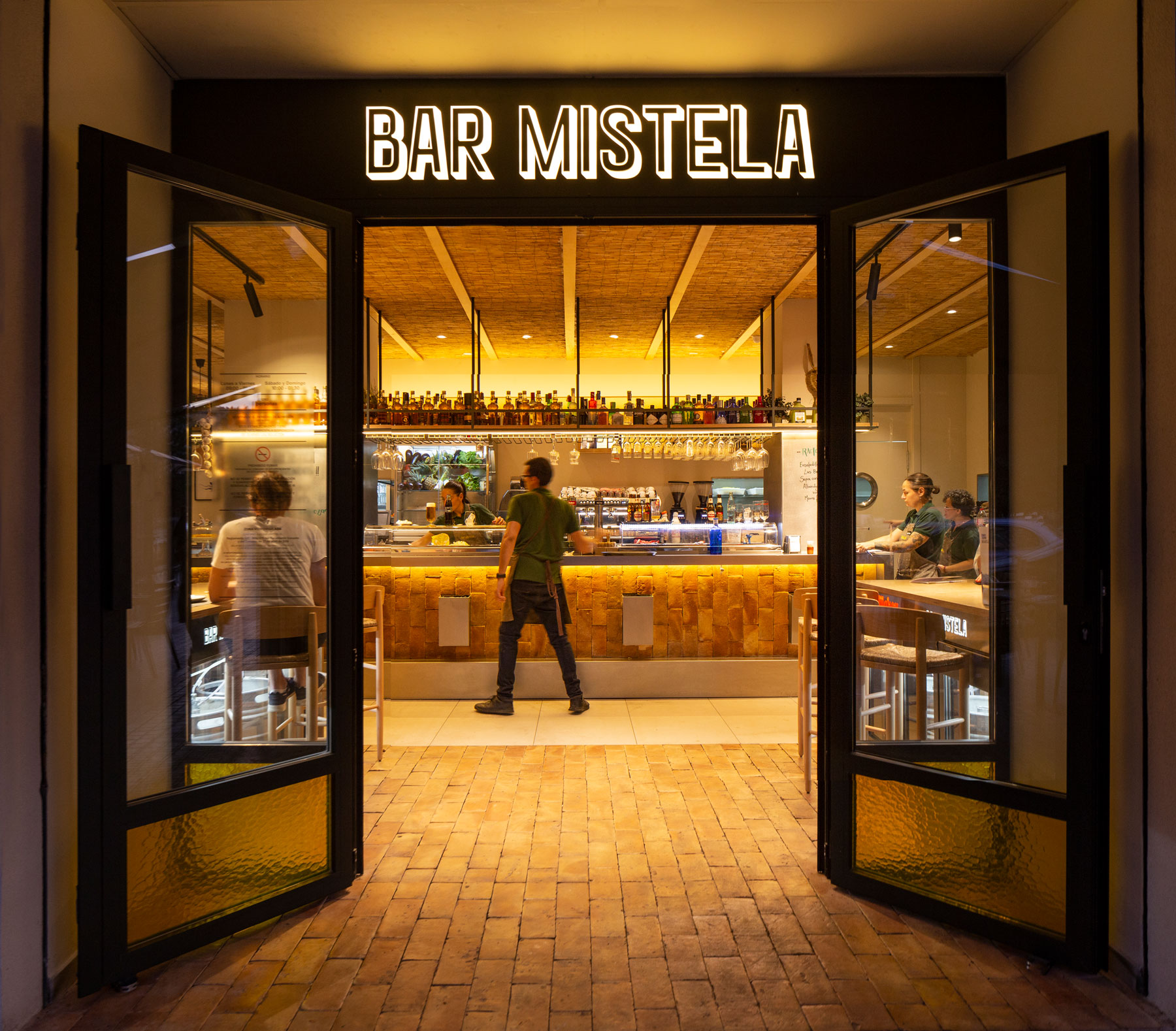 Bar mistela